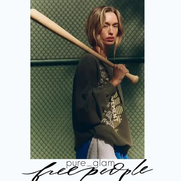 Free People sweatshirt - Picture 2 of 4